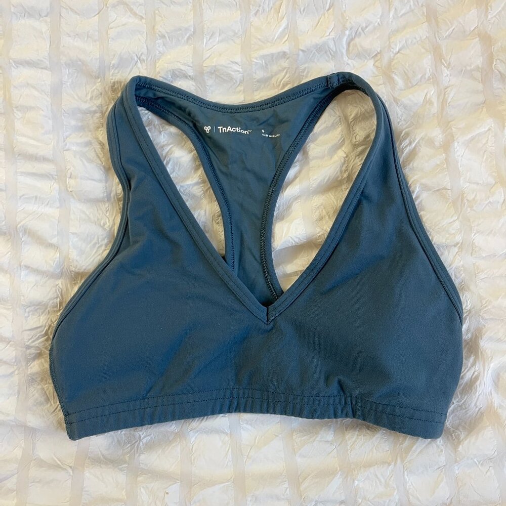 Aritzia TnaAction Sports Bra Size Small